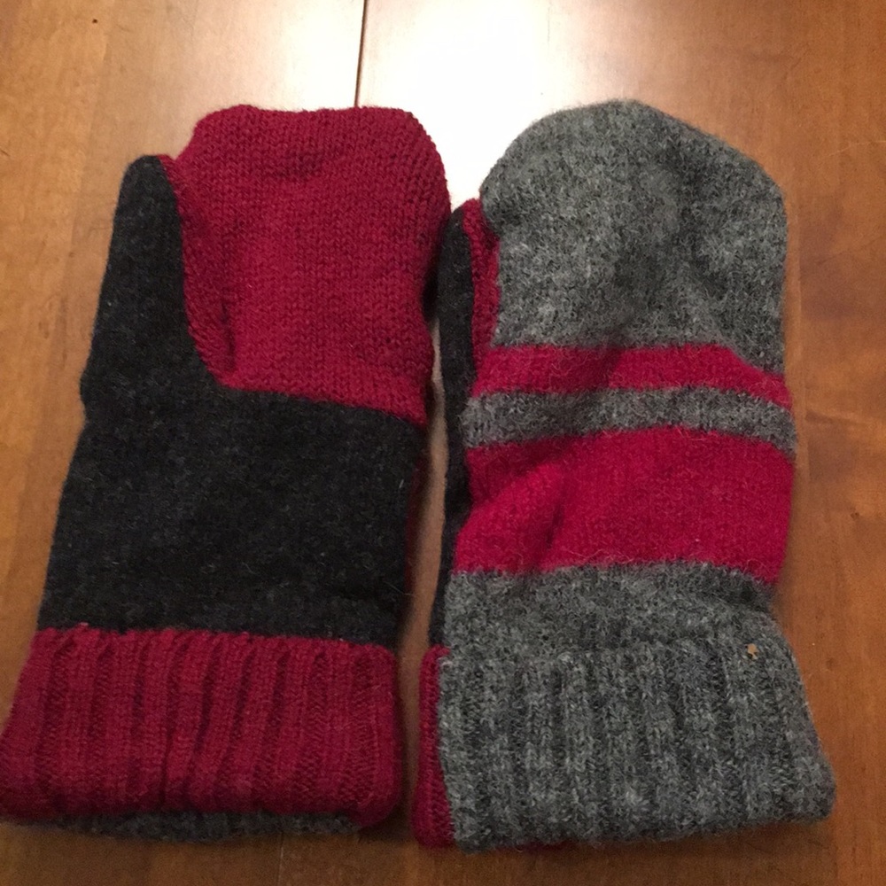 mittens